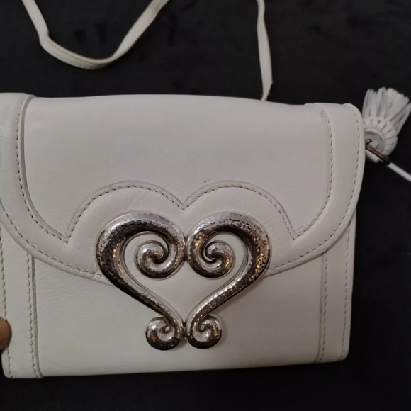 Brighton Genoa Heart White Crossbody Purse Rare - Picture 2 of 16
